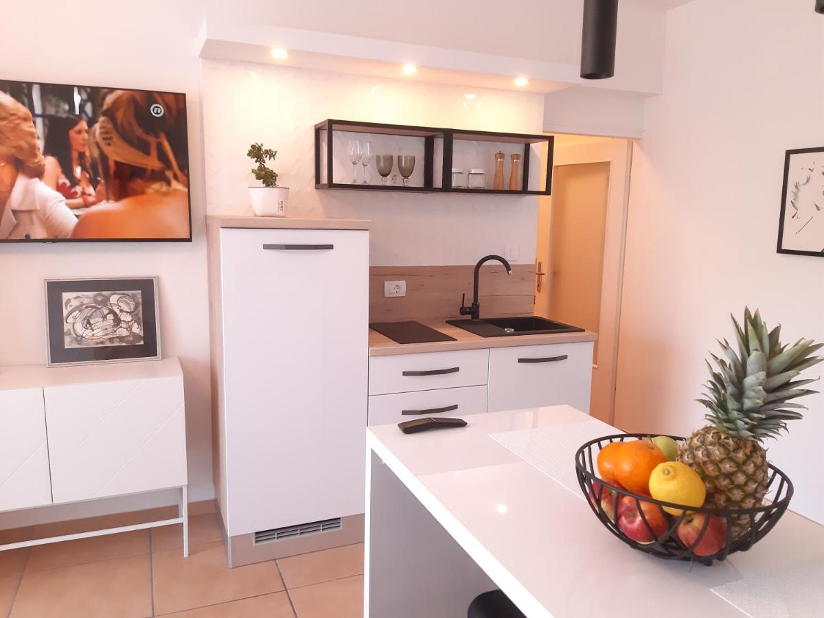 Apartment Iva Studio Rabac Exterior foto